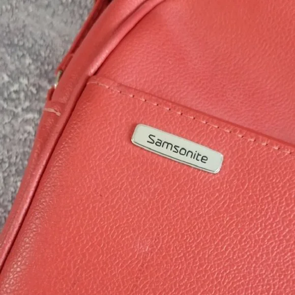 Vintage 1970sSamsonite Red Shoulder Bag RED UNISEX LEATHER